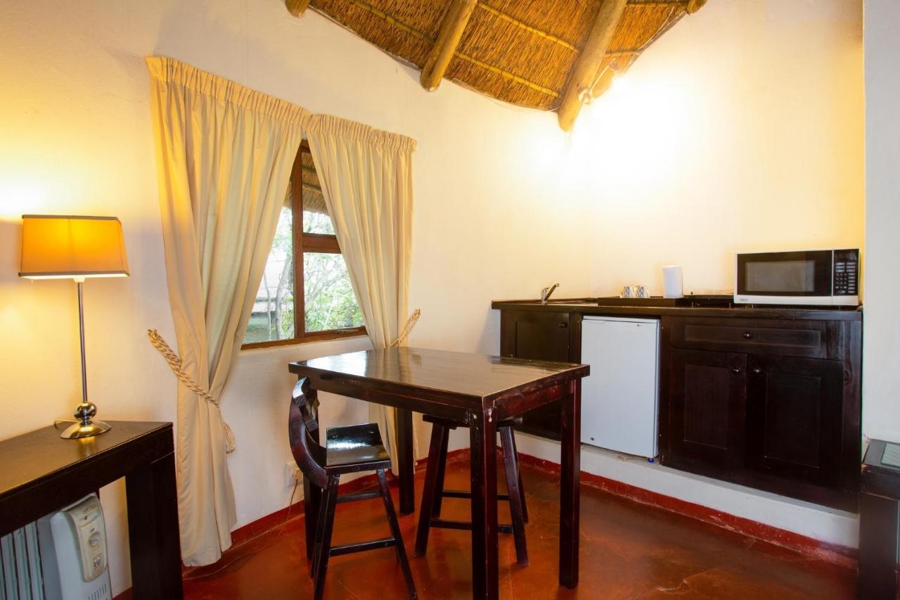 Warthogs Bush Lodge Magaliesburg Exterior foto